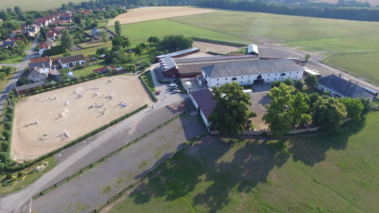 Penzion Jizdarna Sucha Litomyšl Zewnętrze zdjęcie